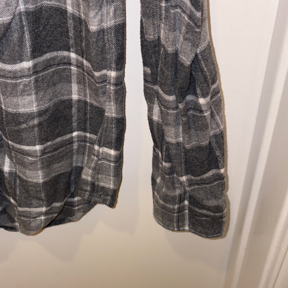 Polo by Ralph Lauren Men's Black and Gray Plaid Shirt - Picture 4 of 7